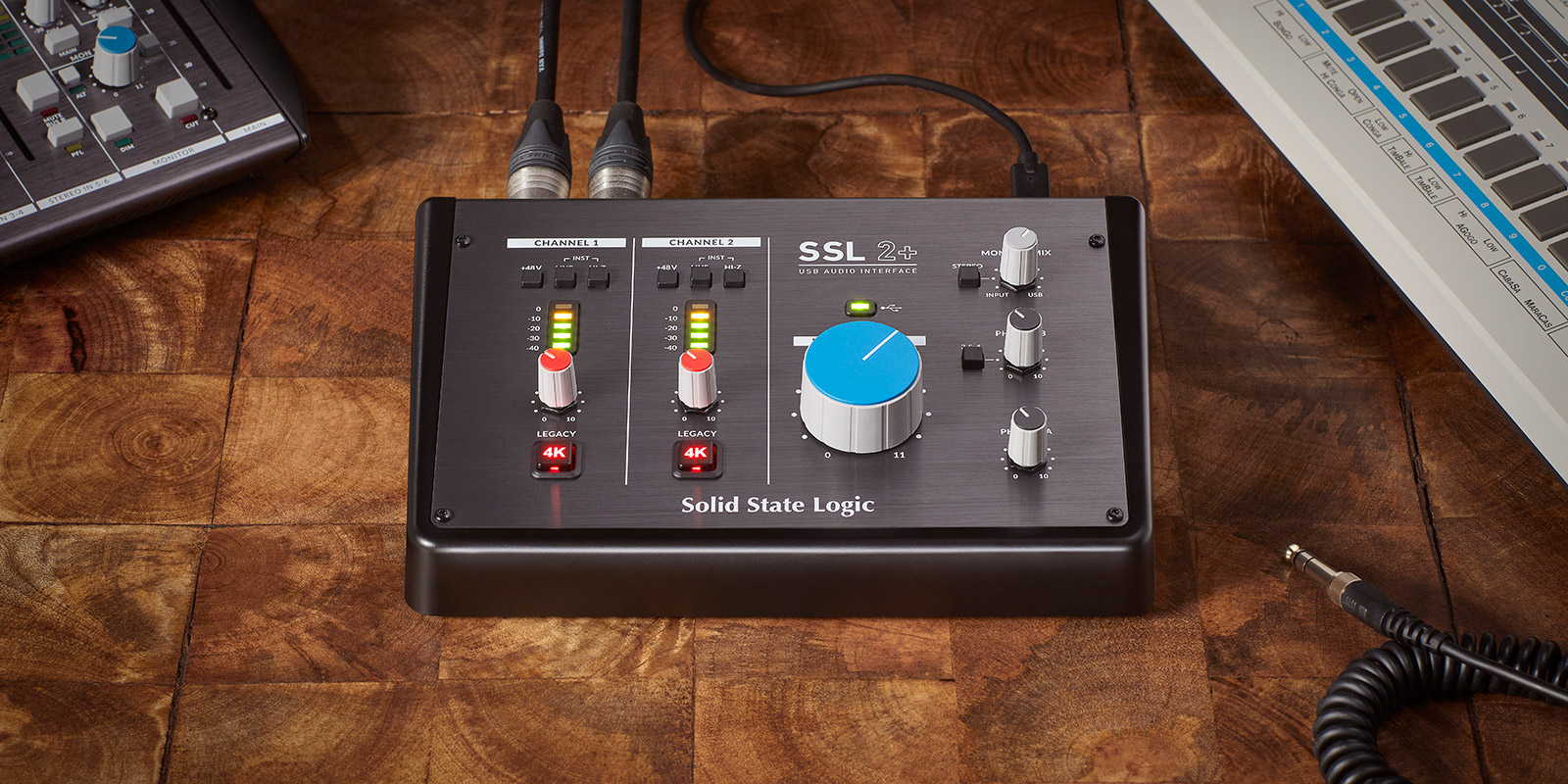 Solid state logic. Solid State Logic 2. Звуковая карта SSL 2+. Ssl2 аудиоинтерфейс. Solid State Logic SSL.